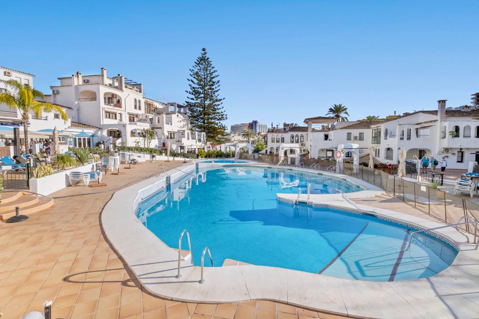 Pueblo Evita Holiday Benalmádena Eksteriør bilde